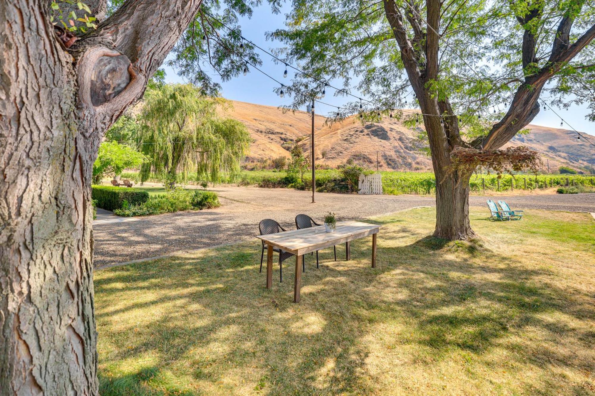 Mongata Winery Romantic Retreat On-Site Tastings! Milton-Freewater 外观 照片
